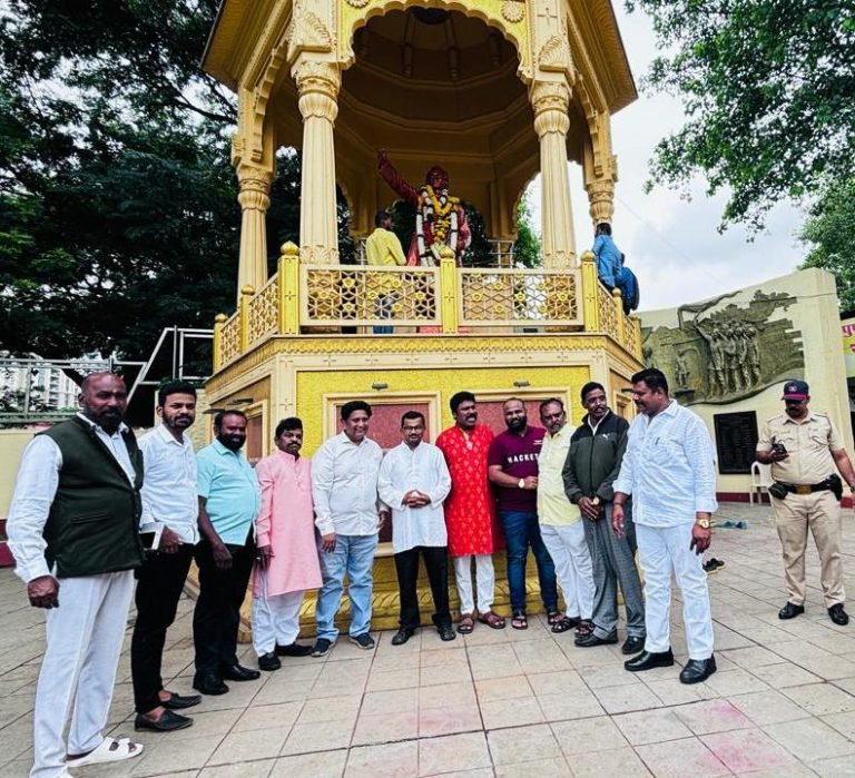 रिपब्लिकन पार्टी ऑफ इंडिया च्या वतीने लोकशाहीर अण्णाभाऊ साठे यांना विनम्र अभिवादन,