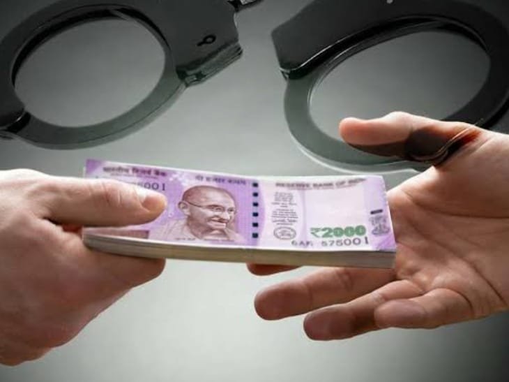 तुमच्या मुलीमधील दोष काढून देतो म्हणत पुण्यात महिलेला लुबाडले, 29 लाखांचा गंडा