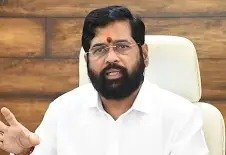 जनतेचे आभार मानत मुख्यमंत्री एकनाथ शिंदे ‘मुख्यमंत्री’ पदाच्या शर्यतीतून बाहेर 