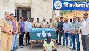 मुंडके धडावेगळे करुन फुटबॉल खेळणारा पंडित कांबळे अखेर पोलिसांच्या ताब्यात