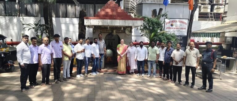 रुबी हॉल क्लिनिक येथे कामगार दिनानिमित्त कामगारांना कॅडबरी वाटप कार्यक्रम संपन्न