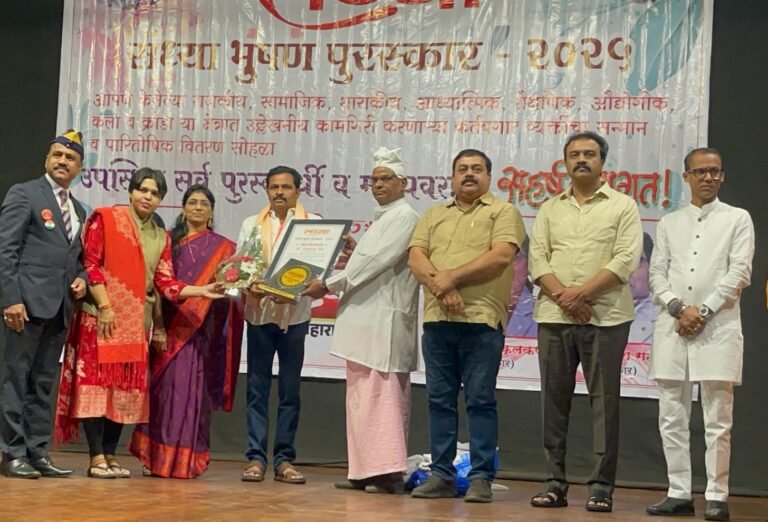 कोरेगावमूळचे सरपंच भानुदास जेधे यांना ‘आदर्श सरपंच पुरस्कार २०२५