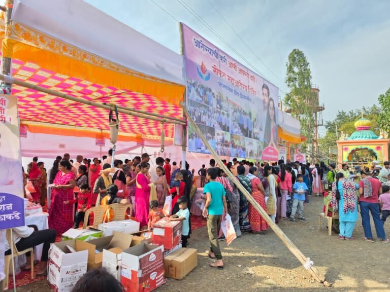 मौजे आव्हाळवाडी येथील मोफत महाआरोग्य शिबिरास नागरिकांचा उत्स्फूर्त प्रतिसाद; तब्बल 1380 नागरिकांनी आरोग्य तपासणीचा घेतला लाभ