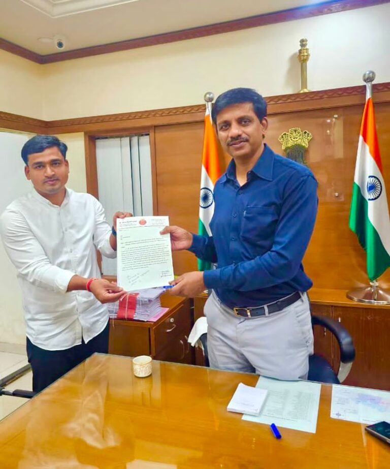 कोलवडी, मांजरी खुर्द व आव्हाळवाडी परिसरात बिबट्यांचा वाढता वावर; नागरिकांच्या सुरक्षेसाठी वनविभागाला तत्काळ पिंजरे लावण्याची मागणी —आरोग्यदुत यूवराज काकडे यांची मागणी.  अधिकाऱ्यांनी त्वरित कार्यवाहीचे दिले आदेश